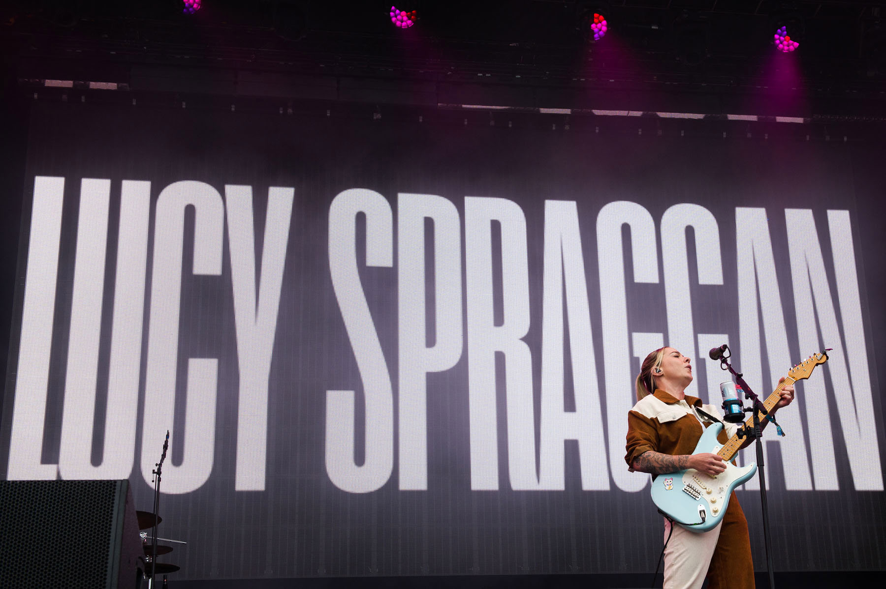 Sun Lucy Spraggan (4)