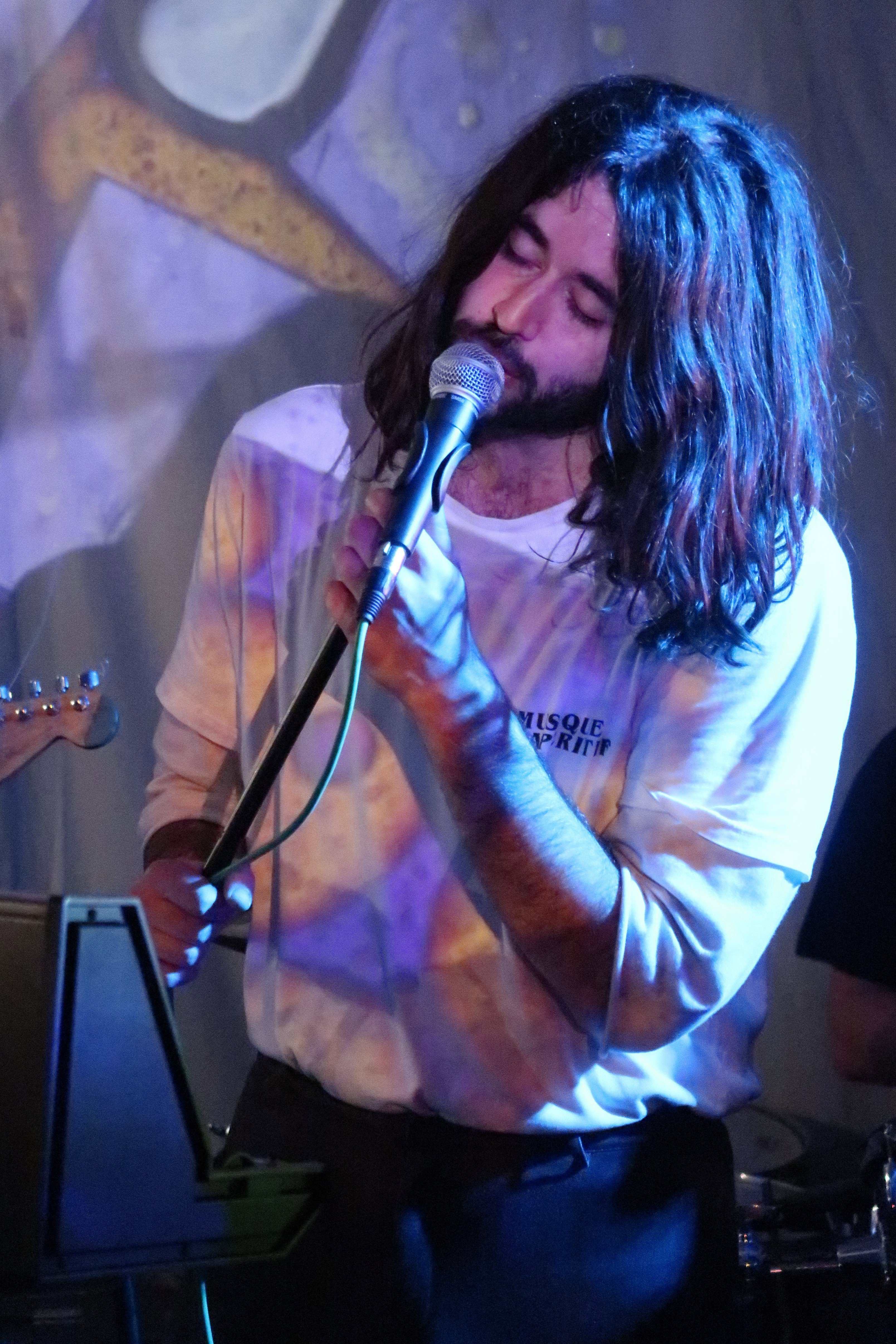 a0f28f23-6f14-4cec-9e7d-2f8a8f0f471e.jpg