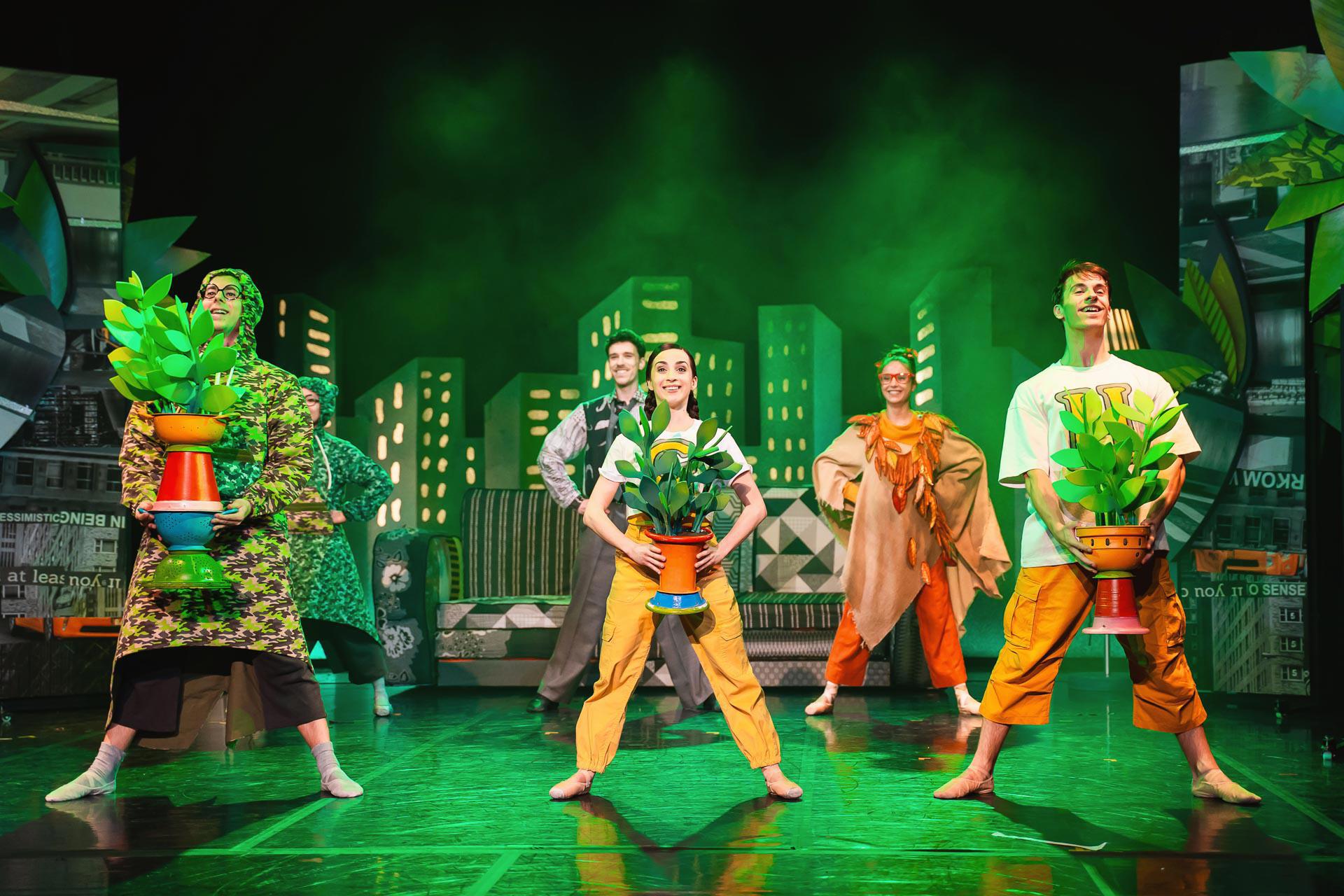Northern Ballet Dancers In Hansel & Gretel. Photo Emily Nuttall (1)