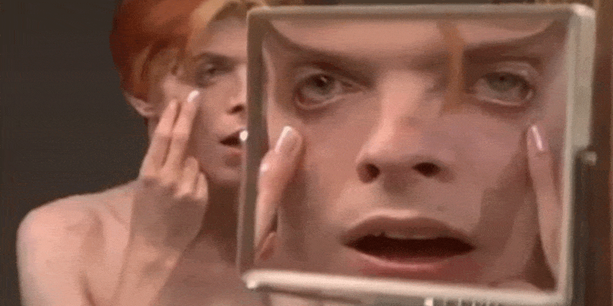 e8815793-0100-4c0b-8c07-f518e0432702.gif