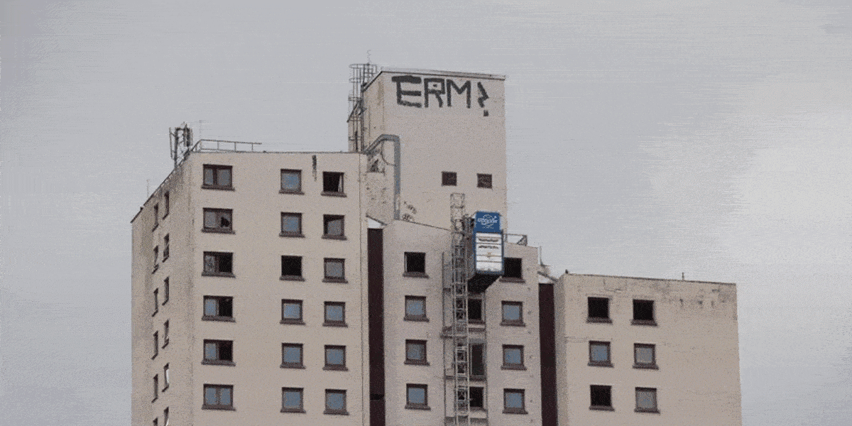 32df8e1f-719e-4bb1-8db6-8a9f3ded757b.gif