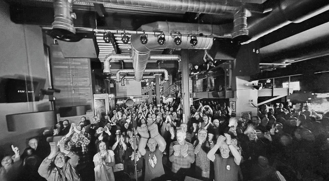 Saltbox Crowd Photo Credit Sam Heaton