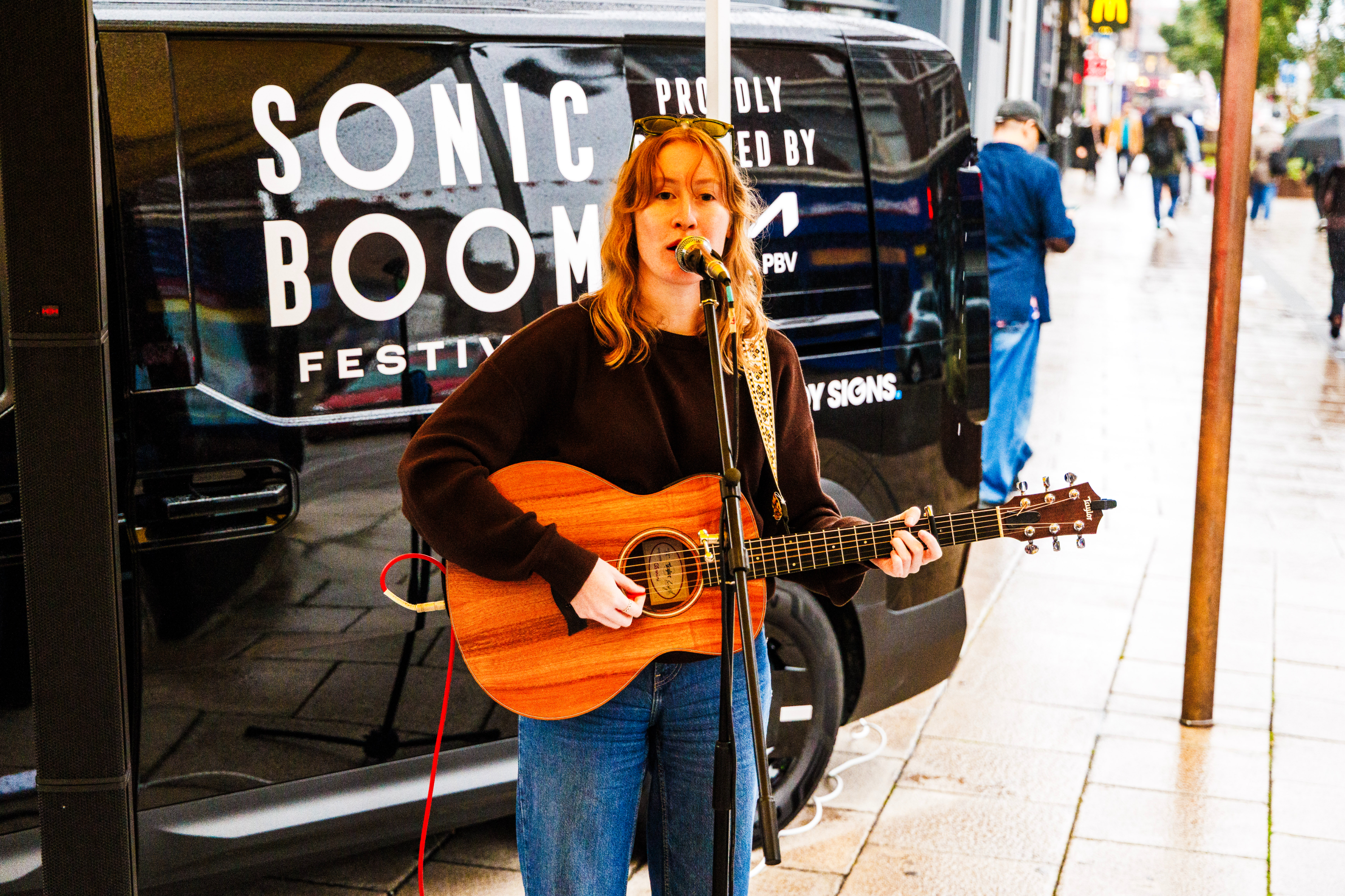 28 Sonic Boom Festival 2026 Burton Ellie Grice Busk Stop 001 5531 Nigel King