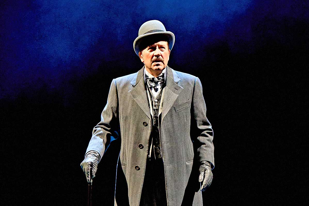 Michael Maloney As Hercule Poirot In Murder On The Orient Express, Credit Manuel Harlan 4 Copy