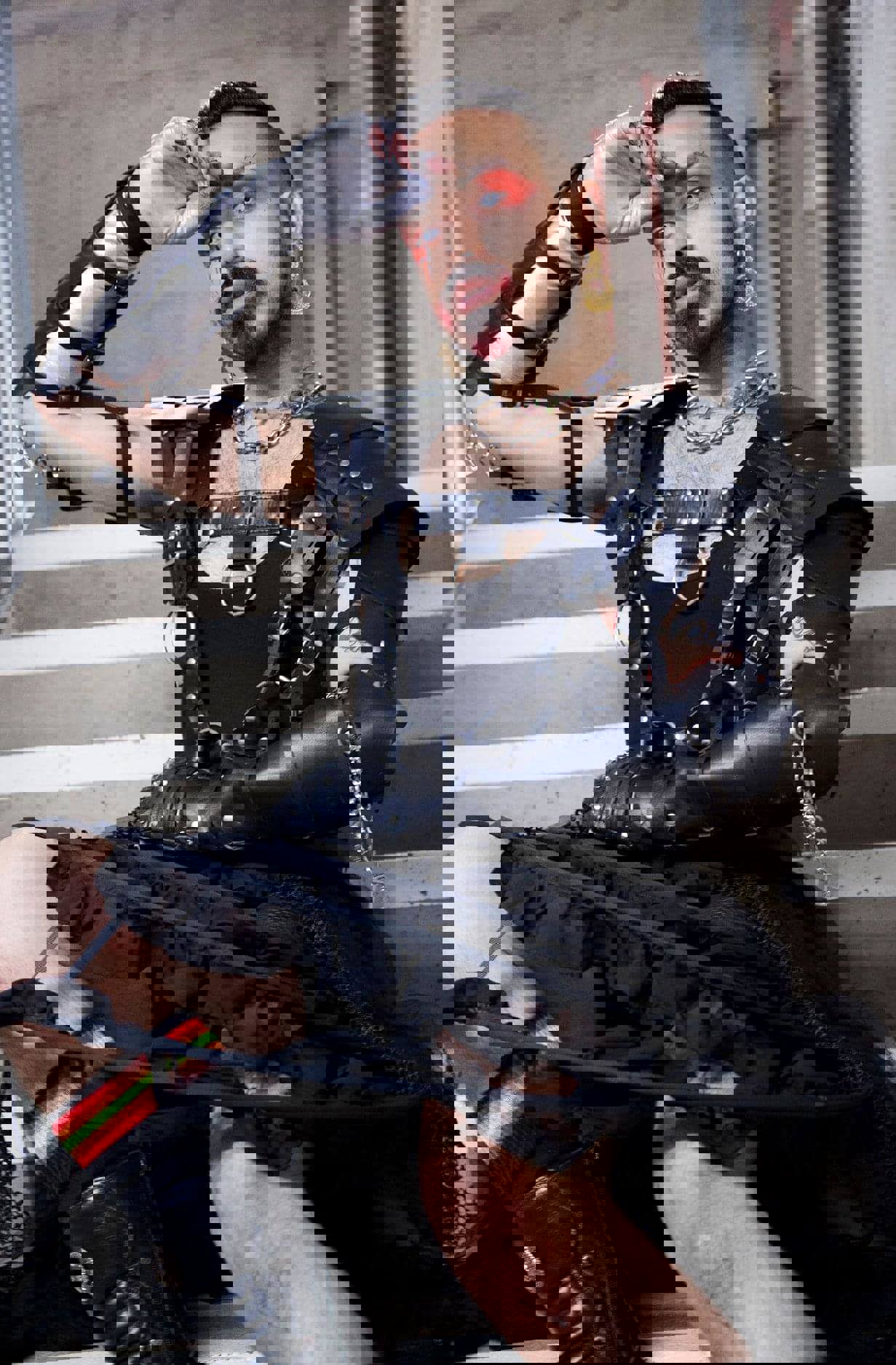 138529498 138082468124890 1098640497828635000 N