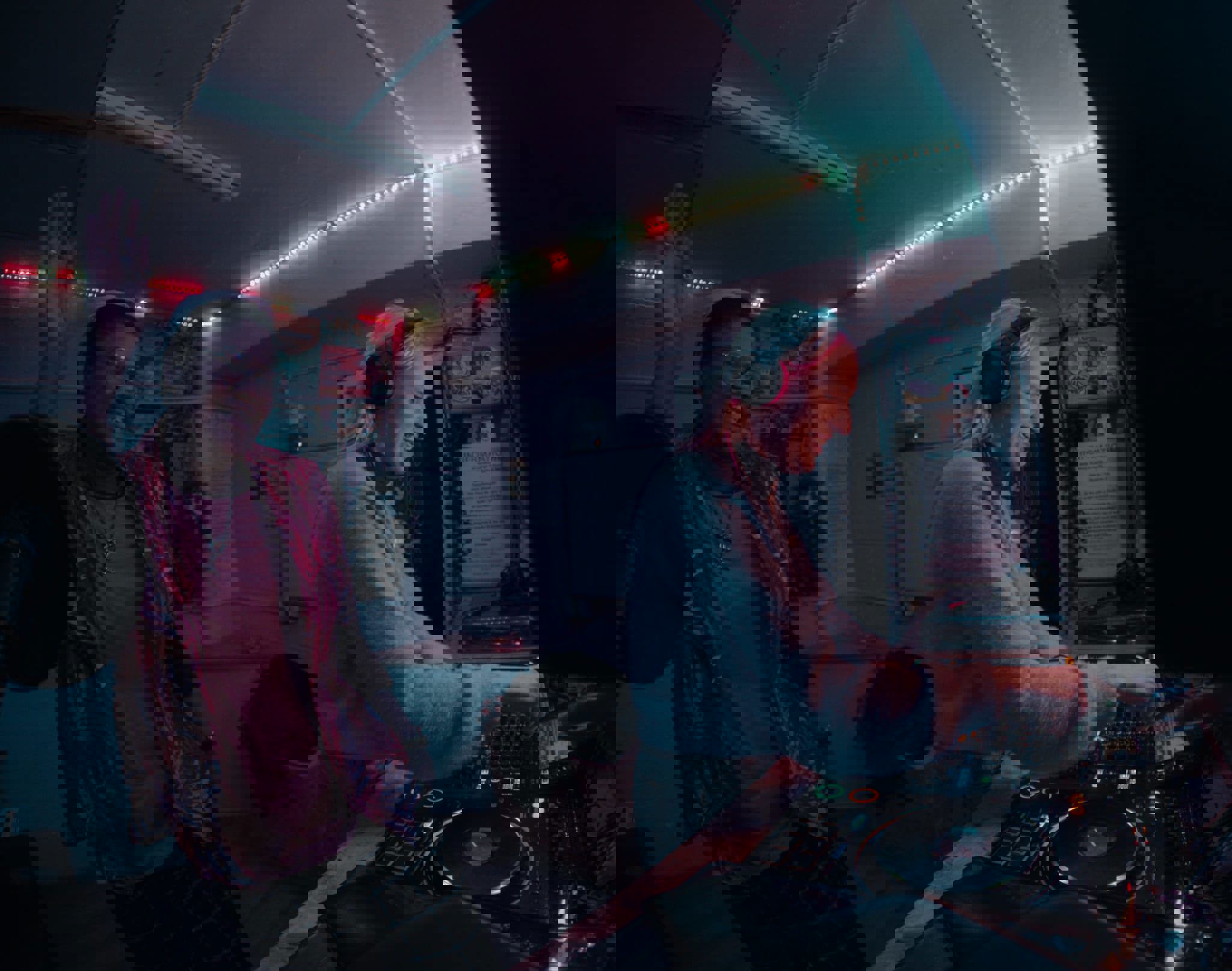 B91c2ab8 2Fdf 49Aa B2d1 80F8497b28e8