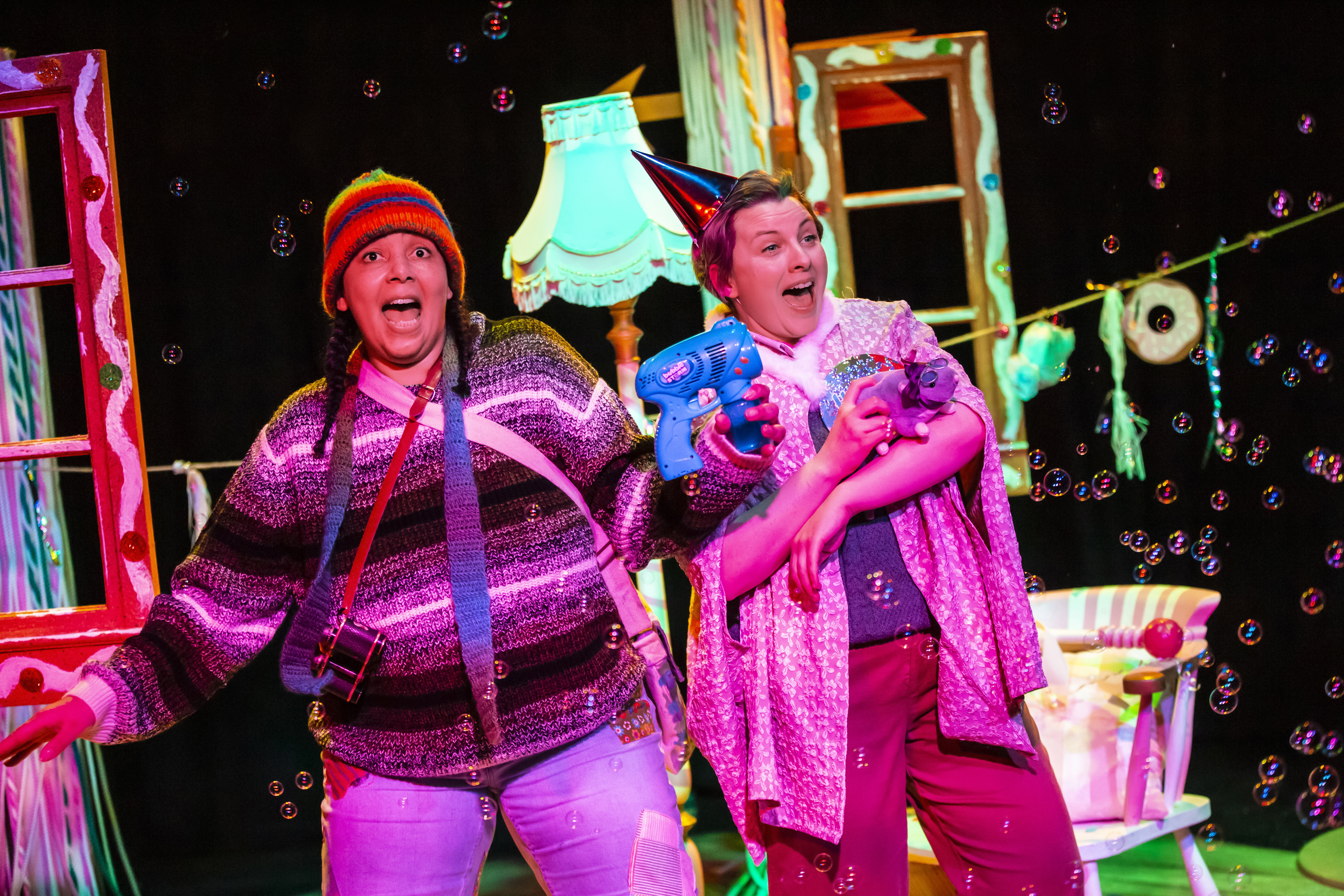 071 Nottingham Playhouse Hansel And Gretel Pamela Raith Photography